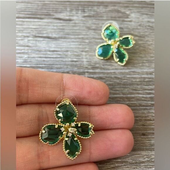 Green flower earrings N335 - Picture 6 of 8